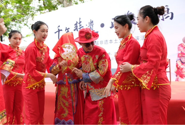 活態(tài)傳承 生生不息 大鵬辦事處舉辦“千年非遺. 印象大鵬”非遺本土文化展演活動(dòng)